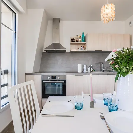 Le Coquillage - Centre, Parking Prive